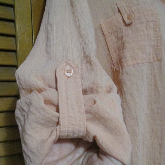 Emma James peach top, roll up button sleeves, button down blouse size XL - Picture 11 of 11
